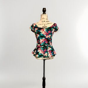 DEB Floral black Peplum Top Size Small